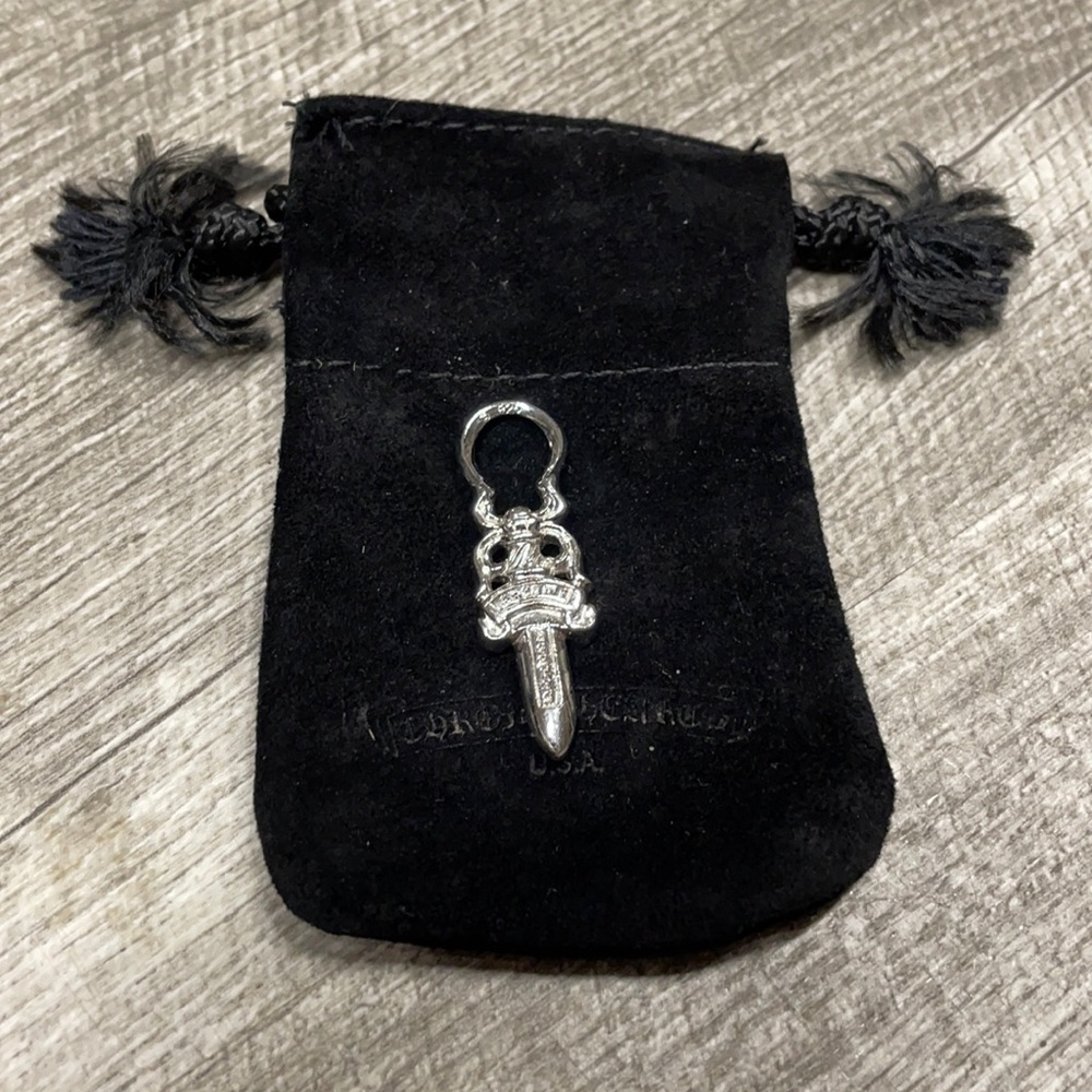 Authentic rhodium plated chrome hearts dagger